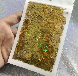 Holograficzny alfabet konfetti literki złote glite